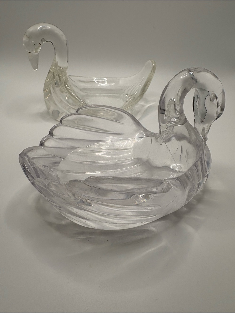 Set of 2 Acrylic Swan Trinkets Soap Dish Bathroom Decor Kitsch MCM Vanity Tray - Picture 10 of 14